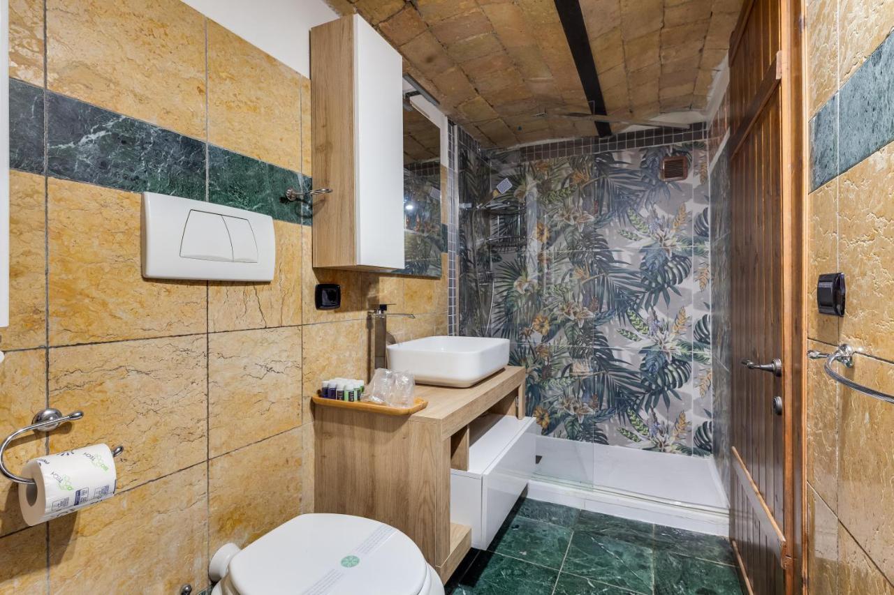 Lares Navona Apartment Rome Bagian luar foto