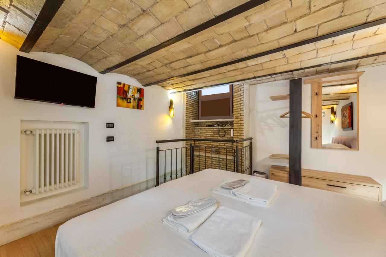 Lares Navona Apartment Rome Bagian luar foto